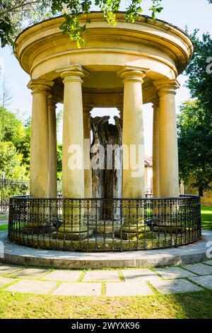 Il "Vecchio albero" di Guernica all'interno dei suoi tholos. Casa de Juntas de Guernica - Assemblea di Gernika. Guernica y Luno, Vizcaya, País Vasco, Spagna, EUR Foto Stock