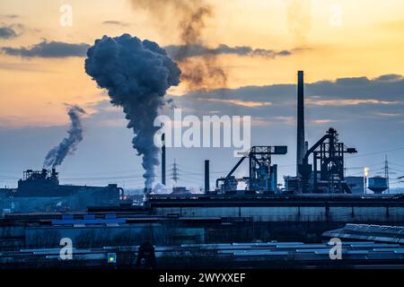 Acciaierie, Hüttenwerke Krupp-Mannesmann, HKM a Duisburg-Hüttenheim, cokeria e 2 altiforni, impianto di sinterizzazione e centrale elettrica, NRW, Germ Foto Stock