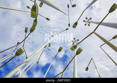 Foresta di lampioni nel Museo delle Belle Arti di Bilbao (Bosque de farolas), Bilbao, Bizkaia, Paesi Baschi, Spagna. Foto Stock