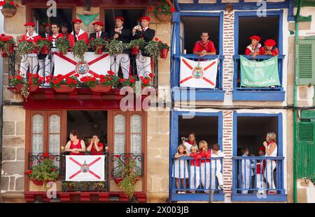 "Alarde", Hondarribia, Guipuzcoa, Paesi Baschi, Spagna. Foto Stock