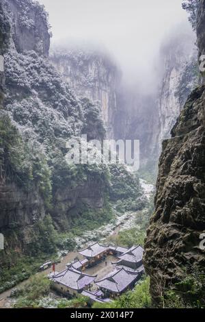 I tre ponti naturali nella città di Xiannushan, distretto di Wulong, municipalità di Chongqing, Cina. Si trovano all'interno del Wulong Karst National Geology Park i Foto Stock