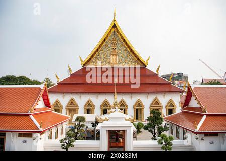 Il Wat Chana Songkhram a Banglamphu, nella città di Bangkok, in Thailandia. Thailandia, Bangkok, Dezember, 10, 2023 Foto Stock