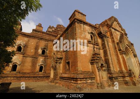 Tempio di Dhammayangyi, Bagan (pagano), sito patrimonio dell'umanità dell'UNESCO, Myanmar, Asia Foto Stock