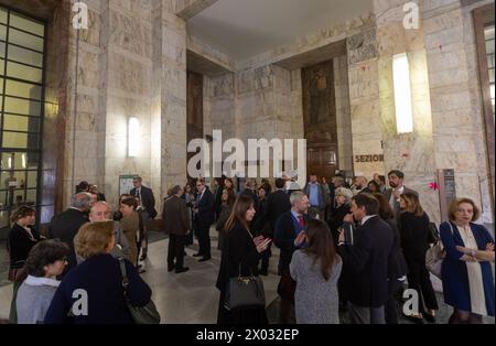 Comunicazione per l'uccisione a colpi di pistola in tribunale dell'avvocato Lorenzo Claris Appiani, del giudice Fernando Ciampi e di Giorgio erba del 9 aprile 2015 presso la seconda sezione penale - settimana - Cronaca - Milano, Italia - Martedì, 9 aprile 2024 (foto Stefano porta/LaPresse) commemorazione per la sparatoria di morte in tribunale dell'avvocato Lorenzo Claris Appiani, del giudice Fernando Ciampi e di Giorgio erba il 9 aprile 2015 presso la seconda sezione penale - News - Milano, Italia - martedì 9 aprile 2024 (foto Stefano porta/LaPresse) Foto Stock