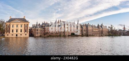 Vista panoramica degli edifici del Parlamento olandese nella città di l'Aia, Paesi Bassi. Foto Stock