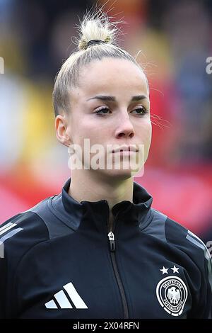 Fussball Frauen Laenderspiel Deutschland - Isola AM 09.04.2024 auf dem Tivoli ad Aquisgrana Giulia Gwinn ( Deutschland ) le normative DFB vietano qualsiasi uso di fotografie come sequenze di immagini e/o quasi-video. Foto: Revierfoto Foto Stock