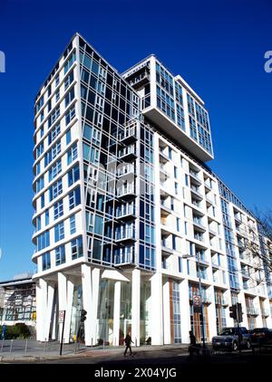 Visage Apartment block, Winchester Road, Swiss Cottage, Londra, NW3 Foto Stock