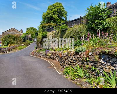 UK, North Yorkshire, Grassington, Scar Street intersezione con Garrs Lane. Foto Stock