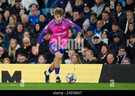 LEEDS, INGHILTERRA - 09 APRILE: Jack Clarke lascia Winger del Sunderland FC in azione durante la partita del campionato Sky Bet tra Leeds United e Sunderland all'Elland Road Stadium il 9 aprile 2024 a Leeds, Inghilterra. (Foto di Francisco Macia/Photo Players Images) Foto Stock