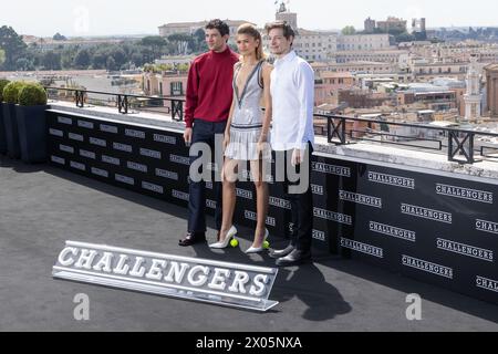 8 aprile 2024, Roma, Italia: Zendaya, Mike Faist e Josh o'Connor partecipano alla photocall del film ''Challengers'' presso la terrazza dell'Hotel Hassler di Roma (Credit Image: © Matteo Nardone/Pacific Press via ZUMA Press Wire) SOLO USO EDITORIALE! Non per USO commerciale! Foto Stock