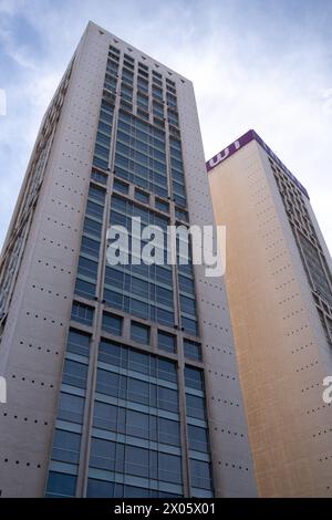 Il Twin Center o Twin Towers è un complesso di uffici marocchini situato a Casablanca il 4 ottobre 2023. Casablanca, una città in rapido sviluppo, è la CA economica Foto Stock