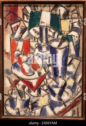 Still Life with Lamp, 1914, Fernand Léger, Museo Nacional Centro de Arte Reina Sofia, Madrid, Spain, Europe Foto Stock