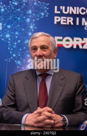 Antonio Tajani durante la conferenza stampa sugli appuntamenti elettorali delle elezioni europee e regionali di forza Italia a Torino, Italia - Cronaca - Mercoledì 10 aprile 2024 - Antonio Tajani durante la conferenza stampa per la campagna elettorale regionale en european del partito forza Italia a Torino, Italia - lunedì 8 aprile 2024 (foto Matteo Secci/LaPresse) credito: LaPresse/Alamy Live News Foto Stock