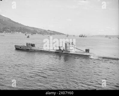 LA MARINA POLACCA IN GRAN BRETAGNA, 1939-1947 - il sommergibile della Marina polacca ORP Sokół (Falcon) entra nel porto di Greenock, luglio 1942, la Marina polacca, ORP Sokół, la Marina polacca Foto Stock