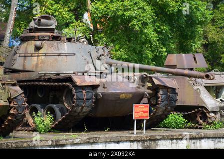 HUE, VIETNAM - 8 GENNAIO 2016: Carro armato medio americano M48 "Patton III" in mostra al Museo della città di Hue Foto Stock