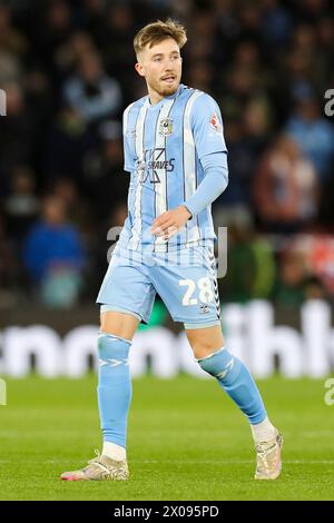 Southampton, Regno Unito. 09 aprile 2024. Il centrocampista del Coventry City Josh Eccles (28) durante la partita del campionato EFL tra Southampton FC e Coventry City FC il 9 aprile 2024 Credit: Every Second Media/Alamy Live News Foto Stock