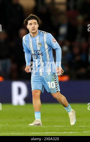 Southampton, Regno Unito. 09 aprile 2024. Callum o'Hare, centrocampista del Coventry City (10) durante la partita del campionato EFL tra Southampton FC e Coventry City FC il 9 aprile 2024 Credit: Every Second Media/Alamy Live News Foto Stock