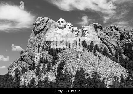 Monumento nazionale del Monte Rushmore in bianco e nero, Rapid City, South Dakota, Stati Uniti d'America, USA. Foto Stock