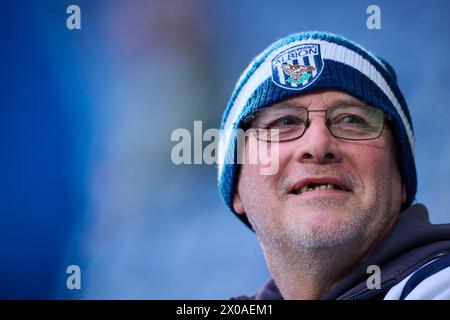 WEST BROMWICH, INGHILTERRA - 10 APRILE: I tifosi del West Bromwich Albion hanno preceduto il match per il titolo Sky Bet tra il West Bromwich Albion e il Rotherham United all'Hawthorns Stadium il 10 aprile 2024 a West Bromwich, Inghilterra. (Foto di Francisco Macia/Photo Players Images) Foto Stock