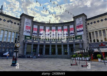 Il Cinema di Mosca, dove è stato proiettato il primo film di siound armeno, costruito nel 1936 a Erevan, in Armenia Foto Stock