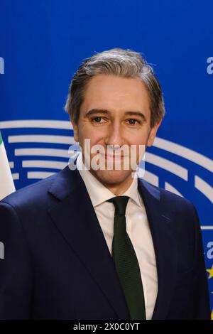 Bruxelles, Belgio. 11 aprile 2024. Roberta METSOLA, Presidente del Parlamento europeo, incontra Simon HARRIS, primo ministro irlandese a Bruxelles, Belgio, l'11 aprile 2024. Crediti: ALEXANDROS MICHAILIDIS/Alamy Live News Foto Stock