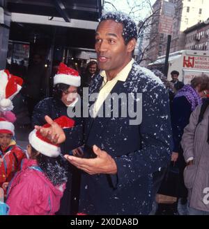 **FILE PHOTO** O.J. Simpson è morto. 1991 OJ Simpson John Barrett/PHOTOLINK/MediaPunch Foto Stock