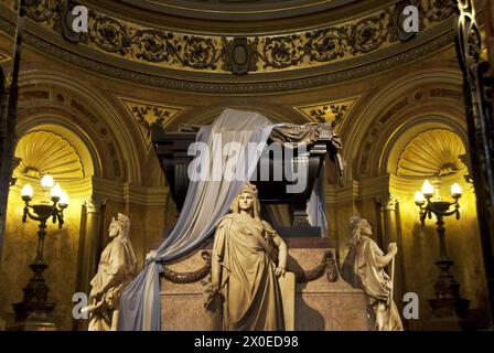 Tomba del generale Jose de San Martin, il più grande eroe militare argentino nella lotta per l'indipendenza dalla cattedrale metropolitana spagnola Foto Stock