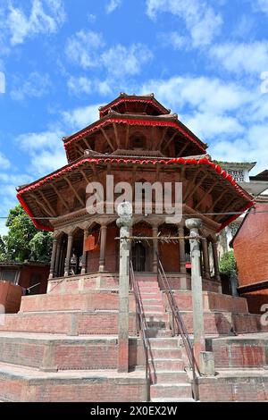 Il Chyasin Dega, un tempio a forma ottagonale dedicato a Lord Krishna, costruito nel 1649 dal re Pratap Malla in memoria delle sue due regine, Durbar Square Foto Stock