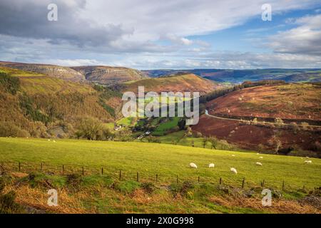 Il passo a ferro di cavallo sul monte Maesyrychen vicino a Llangollen, Denbighshire, Galles del Nord Foto Stock
