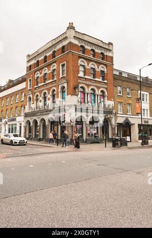 L'esterno del pub Hope and Anchor, Upper Street, Islington, Londra, Inghilterra, REGNO UNITO Foto Stock