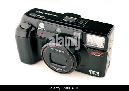 A Minolta Freedom Tele (ミノルタ マックテレ?), una macchina fotografica "punta e scatta" rilasciata nel 1988, conosciuta come Mac-Tele in Giappone e AF-Tele Super in Europa Foto Stock