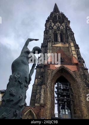 St Nikolaikirche, Hopfenmarkt, rovine, rovine di chiese, memoriale, torre, sito commemorativo, Amburgo, Germania del Nord, Germania Foto Stock