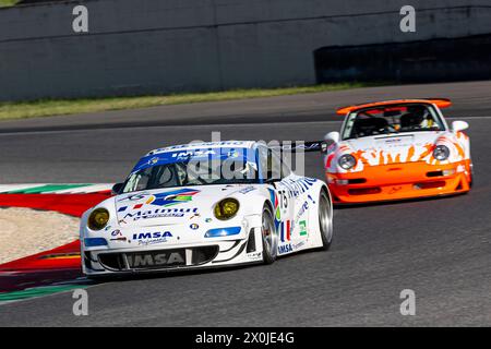 SCARPERIA E SAN PIERO, ITALIA, 5 APRILE 2024, #75 LEE MAXTED-PAGE (GB) - PORSCHE 997 GT3 RSR / 2009 - LEGGENDE DELLE CORSE DI RESISTENZA DURANTE IL MUGELLO C 2024 Foto Stock