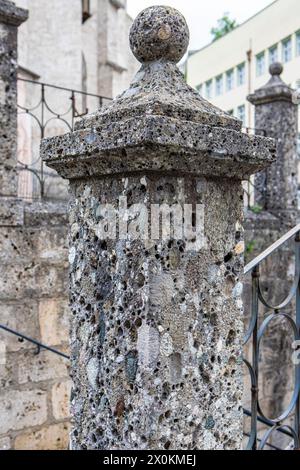 Frammento di architettura storica Burghausen, alta Baviera, Germania Foto Stock