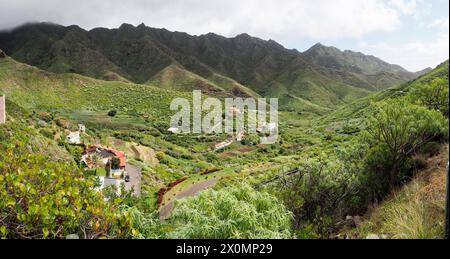 El Bailadero, Tenerife, Spagna: Mirador El Balaidero con panorama dell'isola Foto Stock