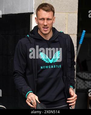 Dan Burn del Newcastle United arriva per la partita di Premier League a St James' Park, Newcastle upon Tyne. Data foto: Sabato 13 aprile 2024. Foto Stock