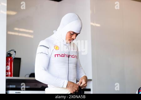 Misano, Italia. 13 aprile 2024. DE VRIES Nyck (nld), Mahindra Racing, Mahindra M9Electro, ritratto durante l'ePrix di Misano 2024, 5° incontro del Campionato del mondo ABB FIA Formula e 2023-24, sul Misano World Circuit Marco Simoncelli dall'11 al 14 aprile 2024 a Misano Adriatico, Italia Credit: Independent Photo Agency/Alamy Live News Foto Stock