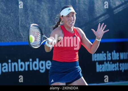 Orlando, Stati Uniti. 12 aprile 2024. L'americana Jessica Pegula in azione durante la prima partita tra US Pegula (WTA 5) e belga Costoulas (WTA 279) il primo giorno dell'incontro tra USA e Belgio, nel turno di qualificazione nel gruppo mondiale per la finale del tennis Billie Jean King Cup, a Orlando, Florida, USA, venerdì 12 aprile 2024. BELGA PHOTO MARTY JEAN LOUIS Credit: Belga News Agency/Alamy Live News Foto Stock