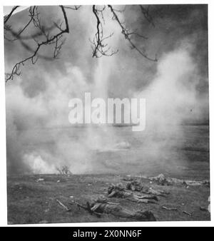 I cadetti dell'O.C.T.U. Signals Centre di Catterick subiscono varie fasi di inizio battaglia nel campo di battaglia di Ullswater. Foto Stock