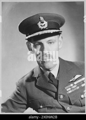 AIR MARSHAL SIR RODERIC HILL, KCB, MC, AFC., membro aereo per l'addestramento. Foto pubblicata nell'ottobre 1945. Negativo fotografico, Royal Air Force Foto Stock