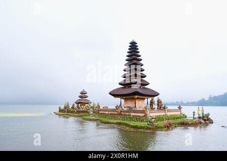 Tempio Ulun Danu Beratan, Bali Foto Stock