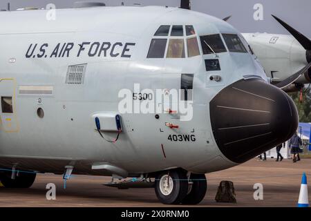 United States Air Force - Lockheed Martin WC-130J Hercules, in esposizione statica al Royal International Air Tattoo del 2023. Foto Stock