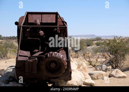 Sculture metalliche di animali e persone al Galleta Meadows nel parco Anza Borrego in California, USA Foto Stock