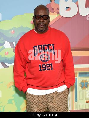 Burbank, Stati Uniti. 13 aprile 2024. Bobby Brown arriva alla premiere party di Bluey "The Sign" tenutasi ai Walt Disney Studios il 13 aprile 2024 a Burbank, California. © Lisa OConnor/AFF-USA.com credito: AFF/Alamy Live News Foto Stock