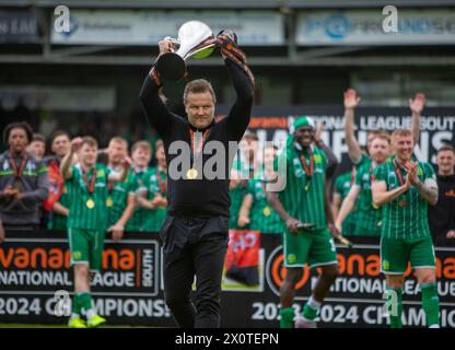 Yeovil Town celebra la vittoria della National League South allo Huish Park Stadium, Yeovil Picture di Martin Edwards/07880 707878 Foto Stock