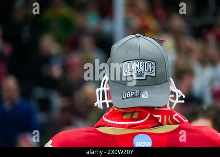 Minneapolis, Minnesota, Stati Uniti. 13 aprile 2024. Il cappello da campionato dopo la gara del 2024 del NCAA D1 Men's Frozen Four Hockey Championship tra i Denver Pioneers e i Boston College Eagles all'Xcel Energy Center di St. Paul, Minnesota il 13 aprile 2024. (Immagine di credito: © Steven Garcia/ZUMA Press Wire) SOLO PER USO EDITORIALE! Non per USO commerciale! Foto Stock