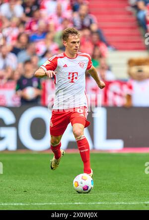 Joshua KIMMICH, FCB 6 nella partita FC BAYERN MUENCHEN - 1.FC Koeln 2-0 il 13 aprile 2024 a Monaco, Germania. Stagione 2023/2024, 1.Bundesliga, FCB, Monaco, giorno 29, 29.Spieltag Photographer: immagini ddp/STAR-images - LE NORMATIVE DFL VIETANO QUALSIASI USO DI FOTOGRAFIE come SEQUENZE DI IMMAGINI e/o QUASI-VIDEO - Foto Stock