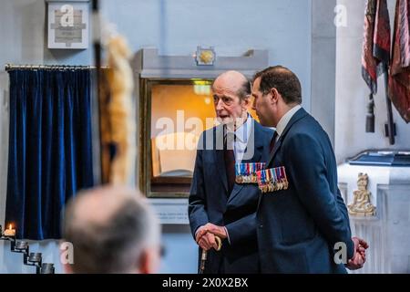 Londra, Regno Unito. 14 aprile 2024. RH il duca di Kent arriva per partecipare alla parata della domenica Nera delle guardie scozzesi nel suo 50° anno come colonnello del reggimento. La parata si svolse presso la Guards Chapel, il Guards Memorial, e Wellington Barracks, Westminster. La domenica Nera è il punto più alto dell'anno per il reggimento, la cui storia risale al 1642. E' il loro ricordo annuale del servizio domenicale e della sfilata quando rendono omaggio a tutti quelli che sono passati prima, credito: Guy Bell/Alamy Live News Foto Stock