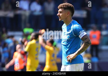 Napoli, Italia. 14 aprile 2024. Giovanni di Lorenzo della SSC Napoli rigetto al termine della partita di serie A tra SSC Napoli e Frosinone calcio allo stadio Diego Armando Maradona di Napoli, 14 aprile 2024. Crediti: Insidefoto di andrea staccioli/Alamy Live News Foto Stock