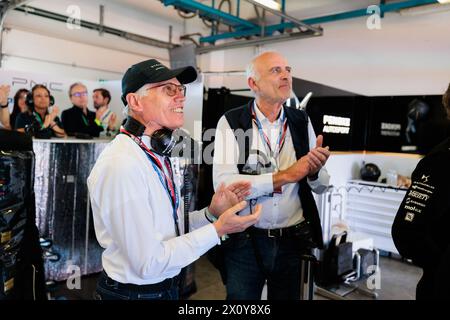 TAVARES Carlos, CEO gruppo Stellantis, ritratto FINOT Jean Marc, Senio VP Stellantis Motorsport, ritratto durante l'ePrix di Misano 2024, 5° incontro del Campionato del mondo ABB FIA Formula e 2023-24, sul Misano World Circuit Marco Simoncelli dall'11 al 14 aprile 2024 a Misano Adriatico, Italia Foto Stock